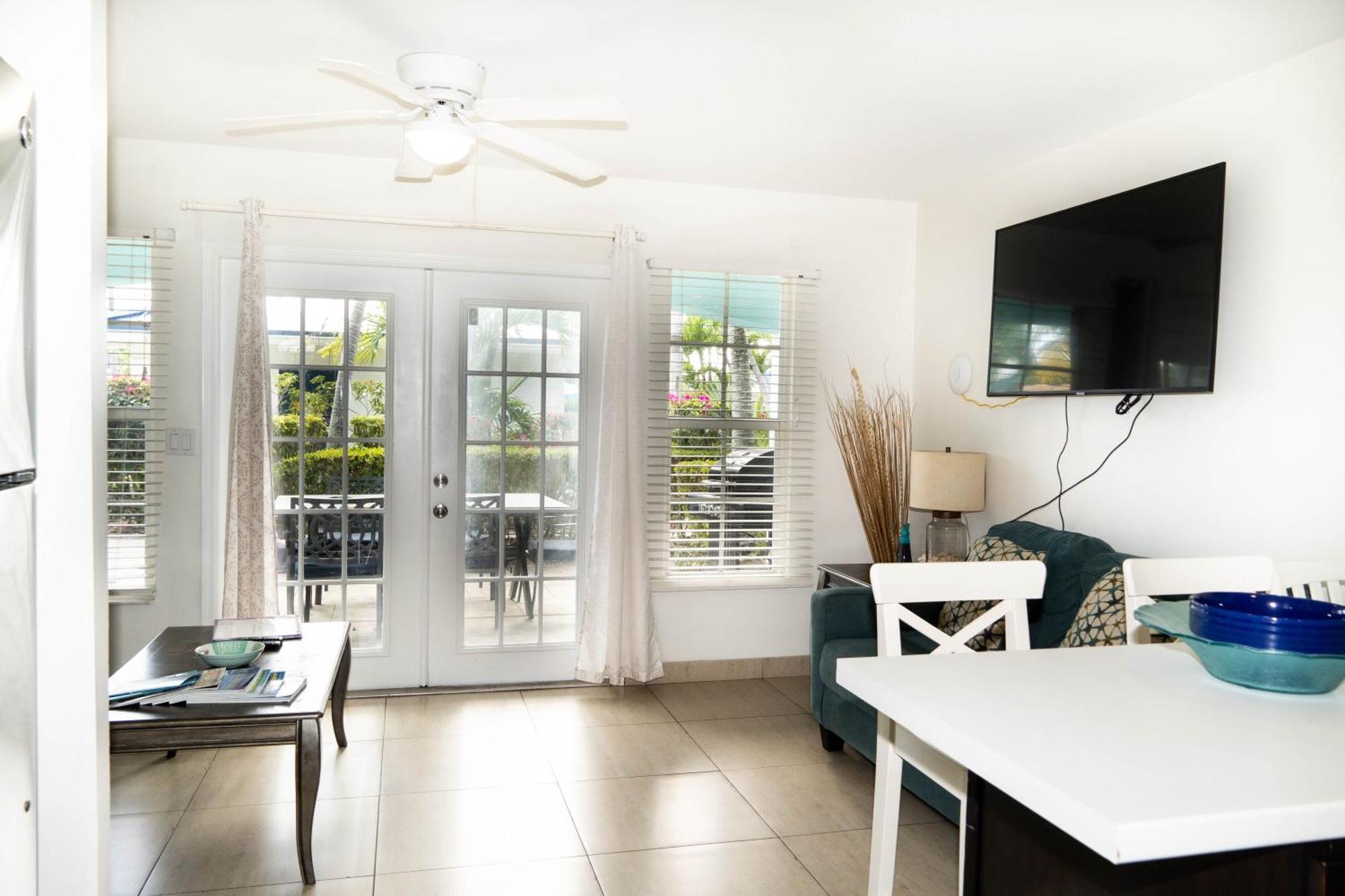 Island Club Turks & Grace Bay Place 外观 照片